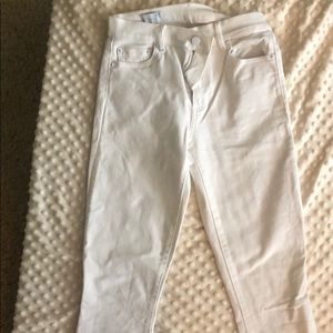 Gap white skinny jeans